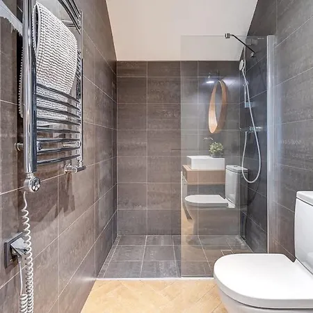 Domillion 1bdr New Old Town U2308 Апартаменты *